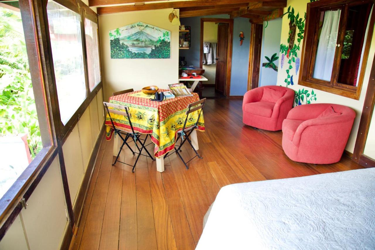 Toucan Lane Hotel And Restaurant Nuevo Arenal Esterno foto