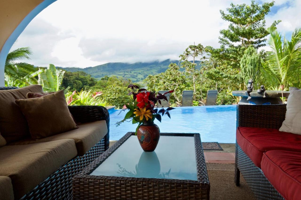 Toucan Lane Hotel And Restaurant Nuevo Arenal Esterno foto